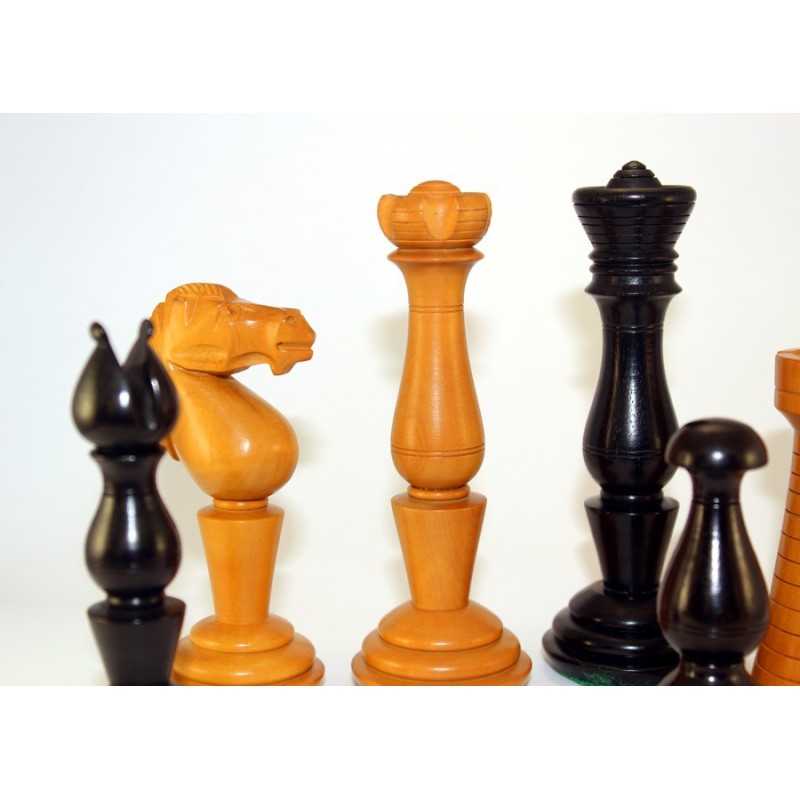 Pièces D'échec Anciennes En Plâtre Jeu Complet 32 Pièces Vintage