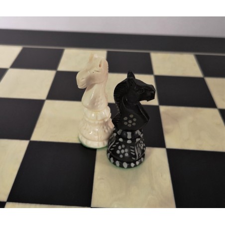 Pièces d'Echecs King Cross Regal Camel Bone (Os)- Taille 4.5