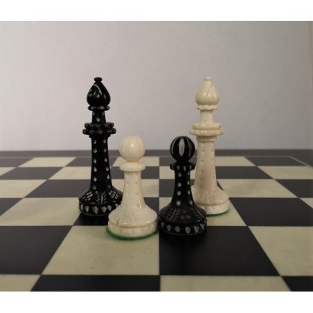 Pièces d'Echecs King Cross Regal Camel Bone (Os)- Taille 4.5