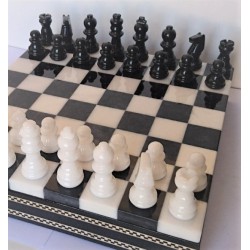 Coffret d'échecs de luxe en albâtre noir et blanc 25cm