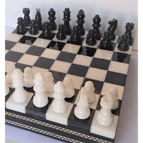 Coffret d'échecs de luxe en albâtre noir et blanc 25cm