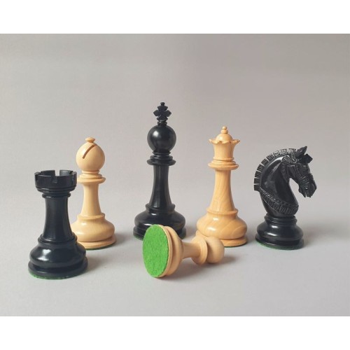 Pièces d'Echecs Armored...
