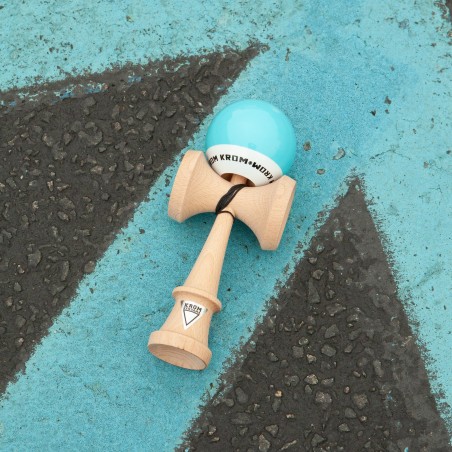 Kendama Krom Pop Lol Sky Blue